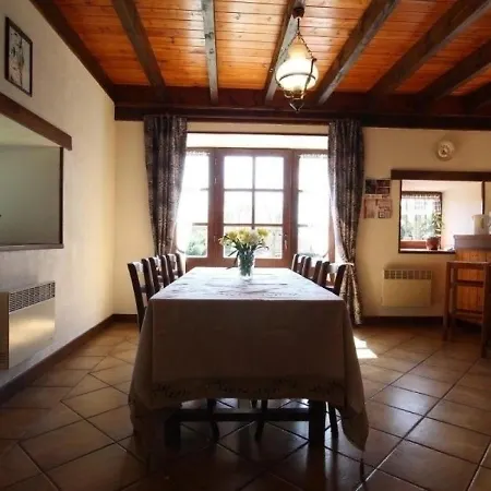 Bains, 4 Pièces, 7 Personnes - Fr-1-582-298 *