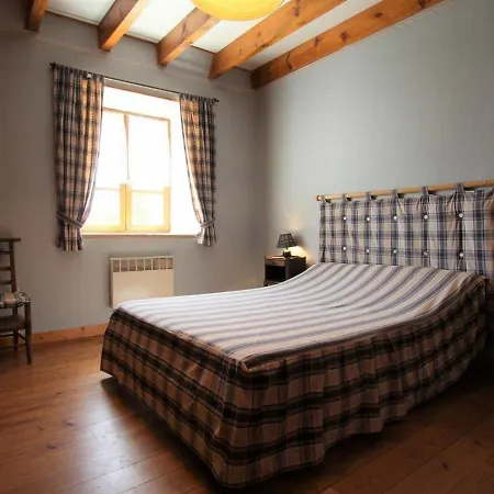 Bains, 4 Pièces, 7 Personnes - Fr-1-582-298