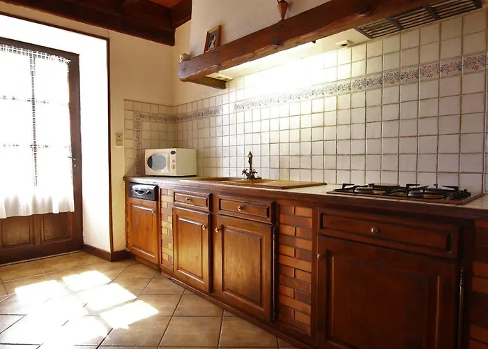 Holiday home Maison De Charme Xviiie Sur Chemin St-jacques, Proche Le Puy-en-velay, Ideale Familles Et Randonneurs - Fr-1-582-298 Bains